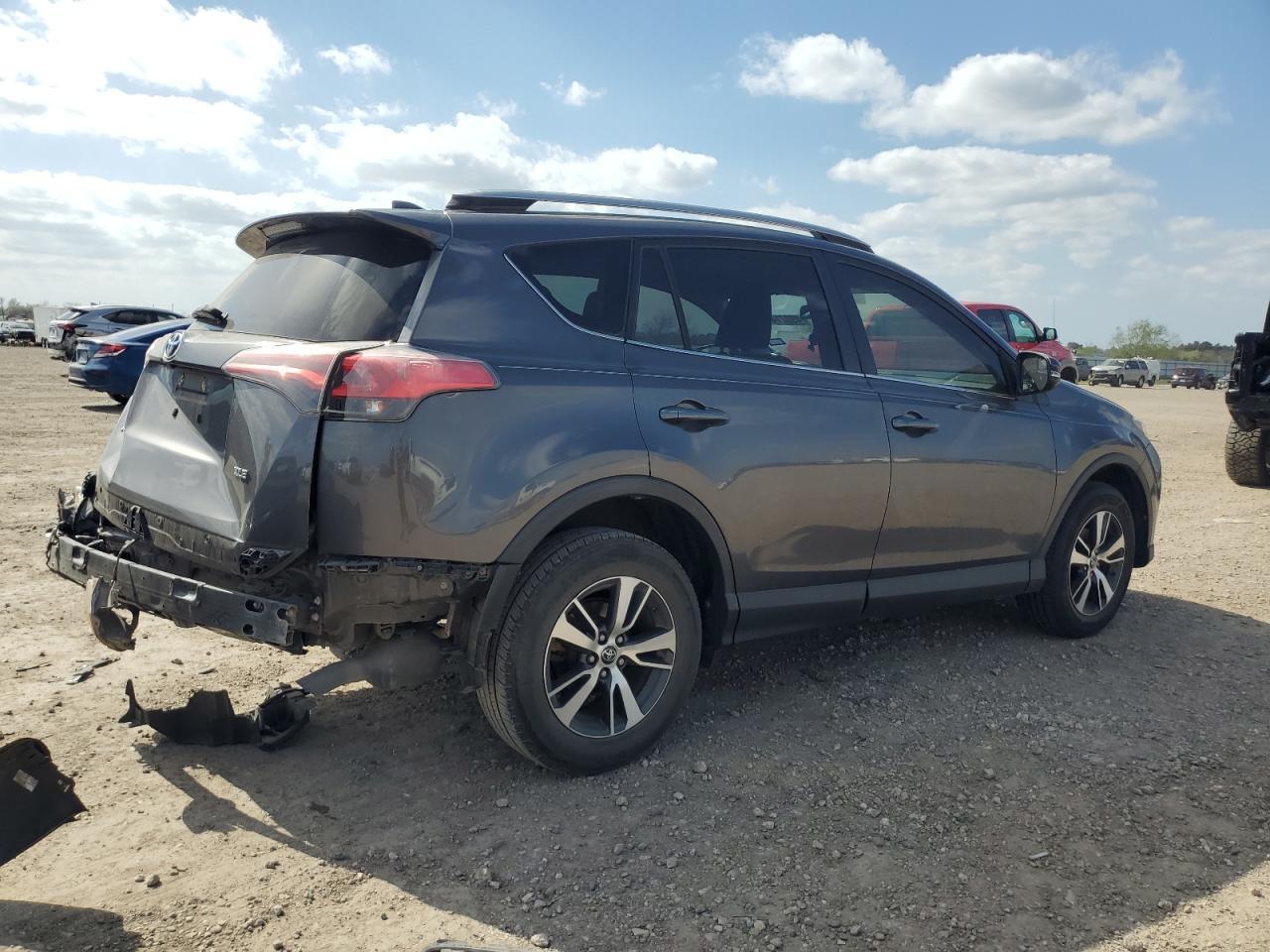 2017 TOYOTA RAV4 XLE - Image 3