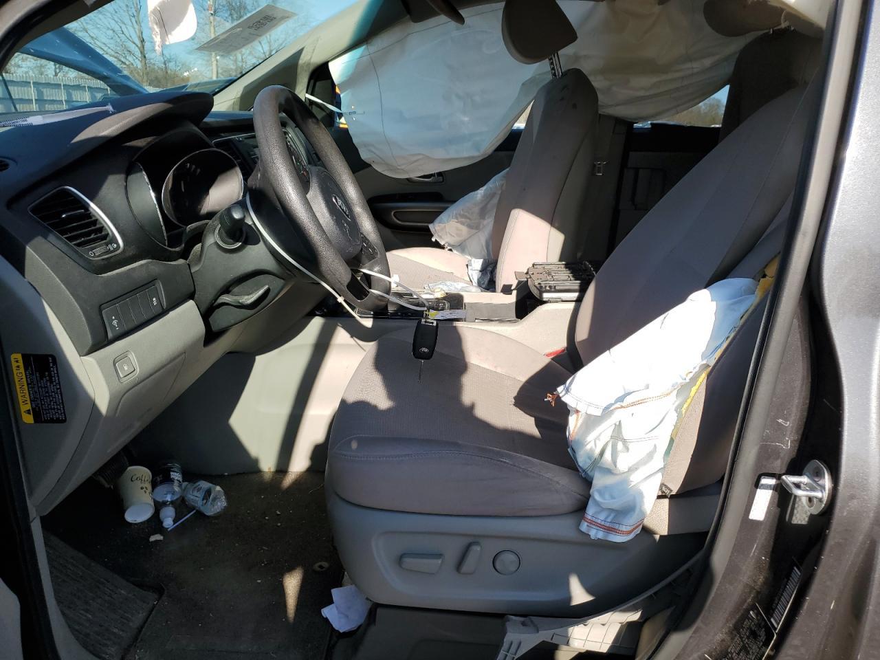 2016 KIA SEDONA LX - Фото 7