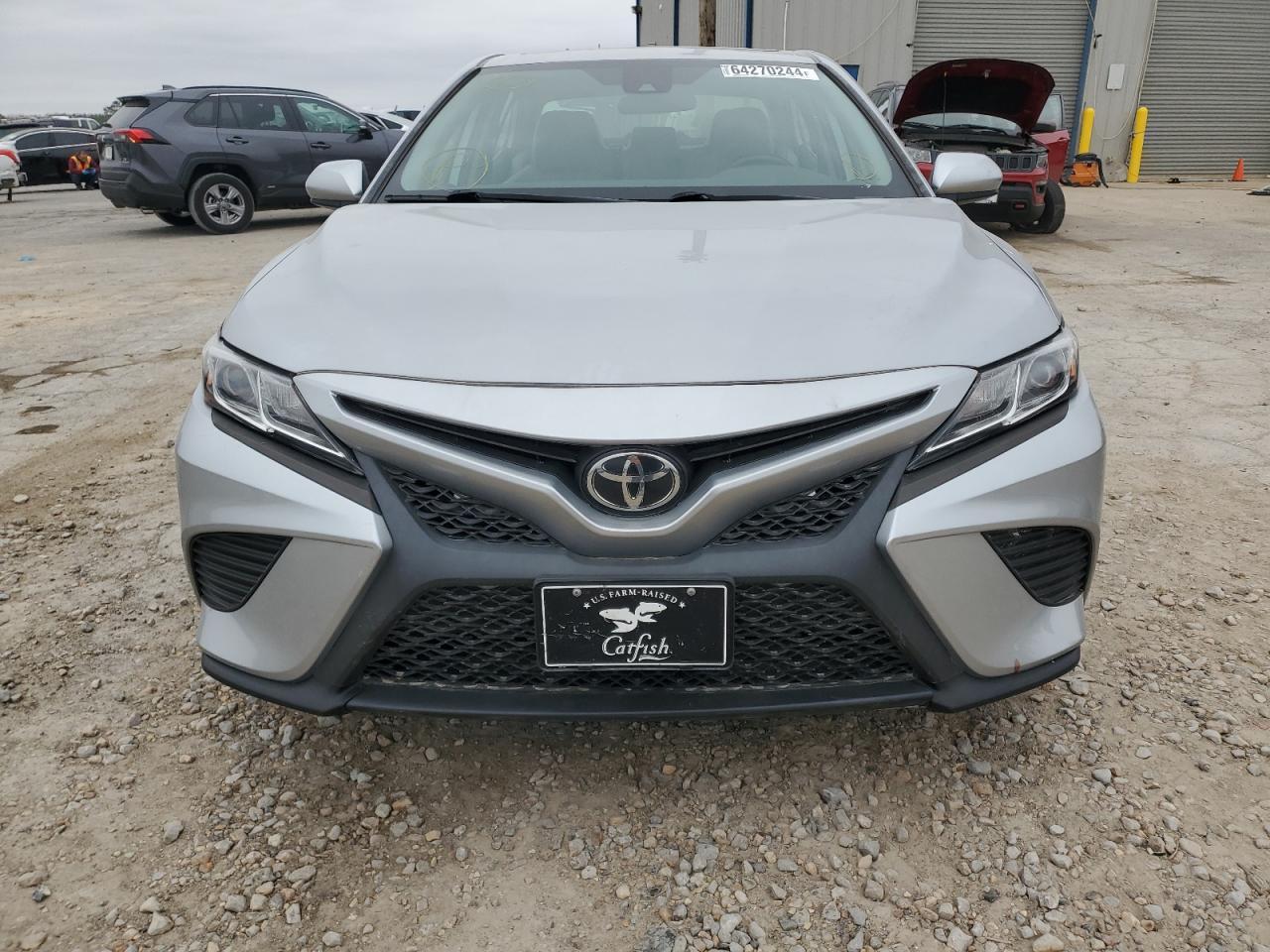 2020 TOYOTA CAMRY SE - Image 5