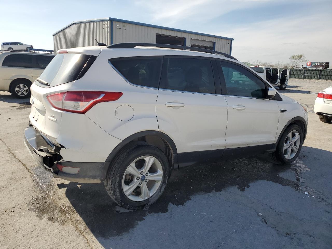 2014 FORD ESCAPE SE - Image 3