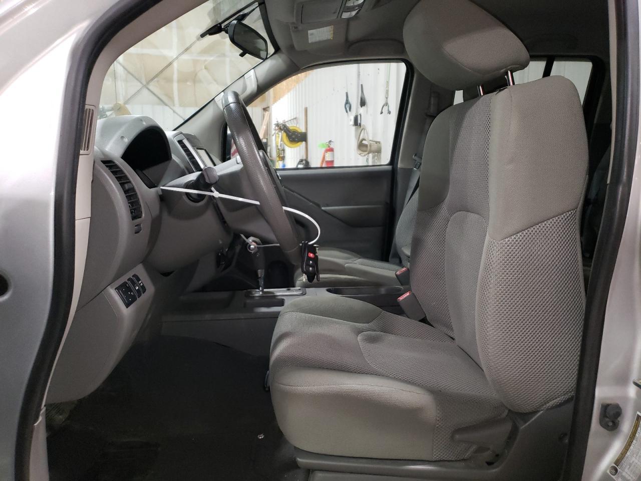 2019 NISSAN FRONTIER S - Фото 7