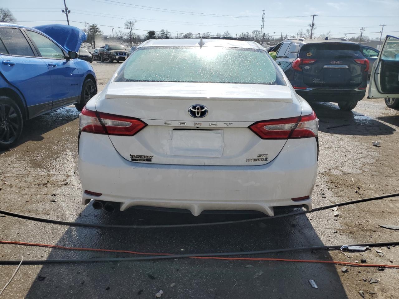 2020 TOYOTA CAMRY SE - Image 6