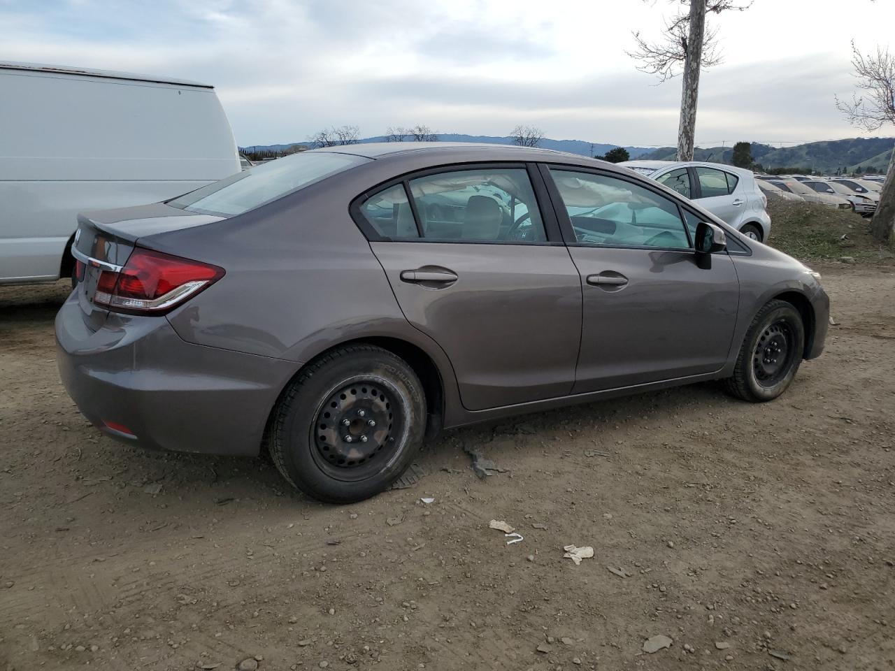 2013 HONDA CIVIC LX - Фото 3