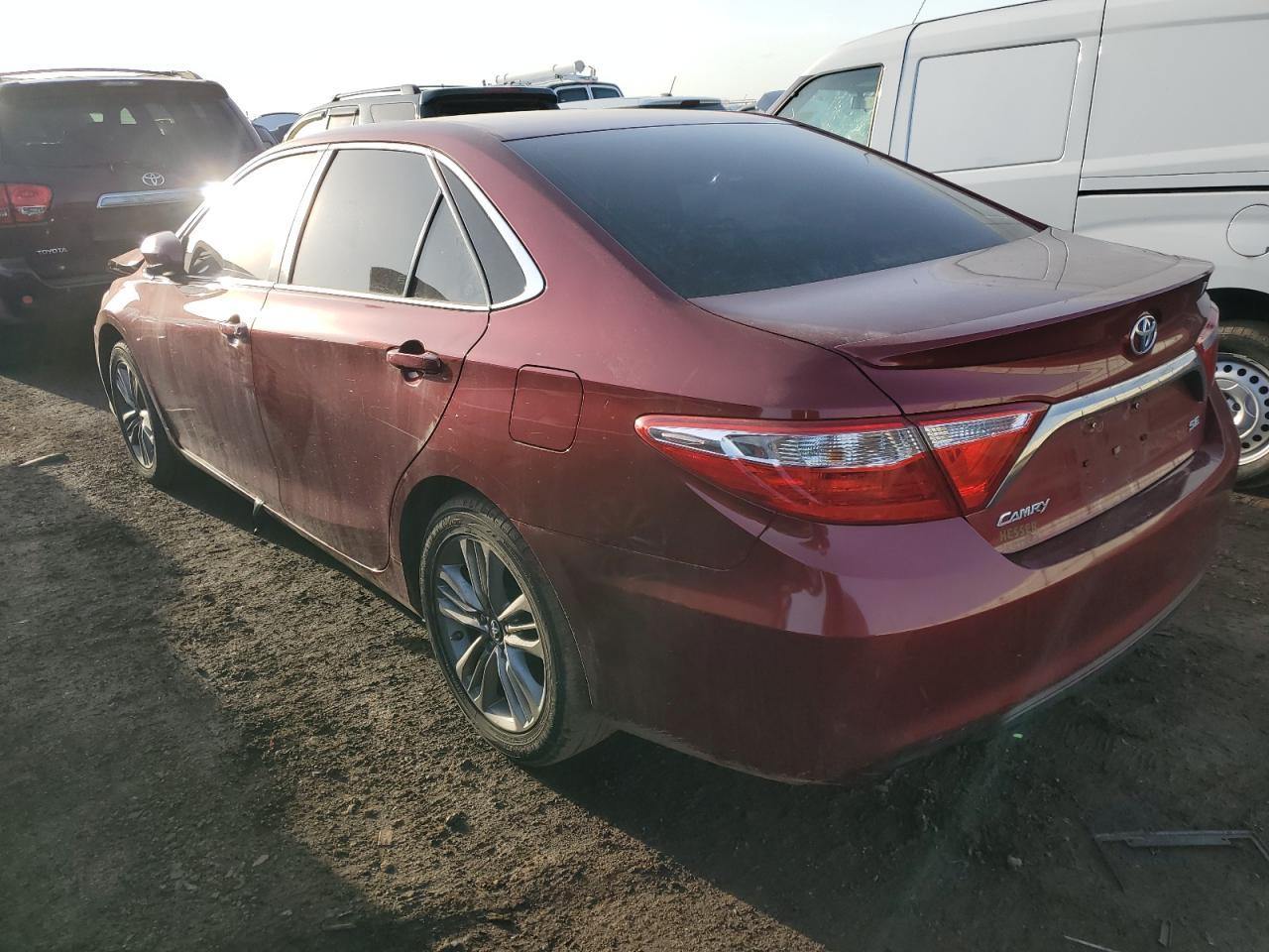 2016 TOYOTA CAMRY LE - Фото 2