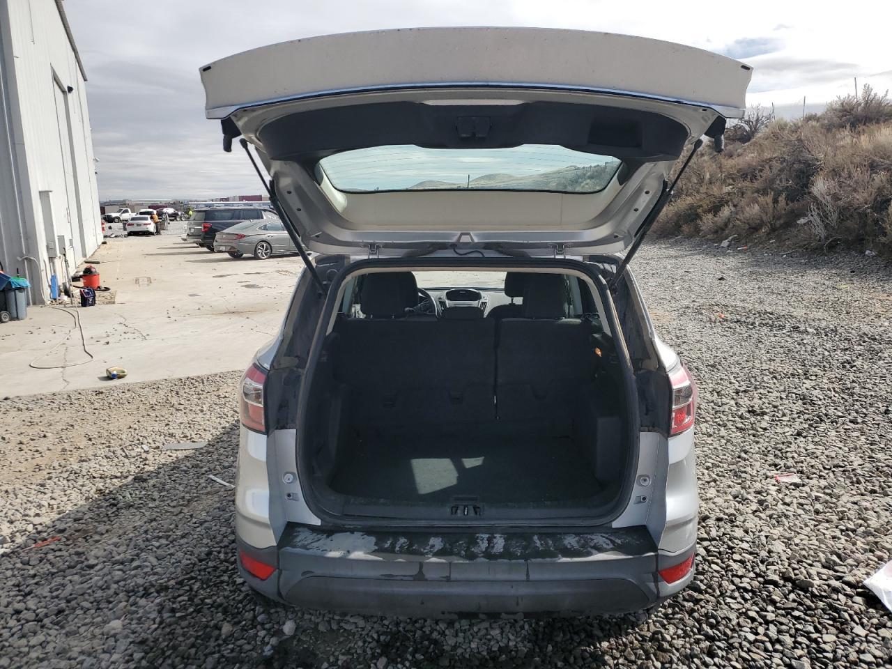 2017 FORD ESCAPE S - Image 6