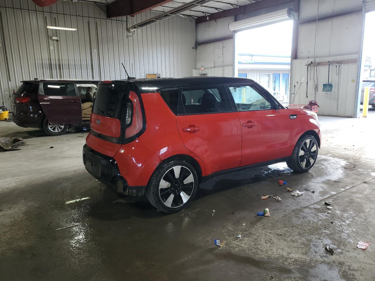 2016 KIA SOUL + - Image 3