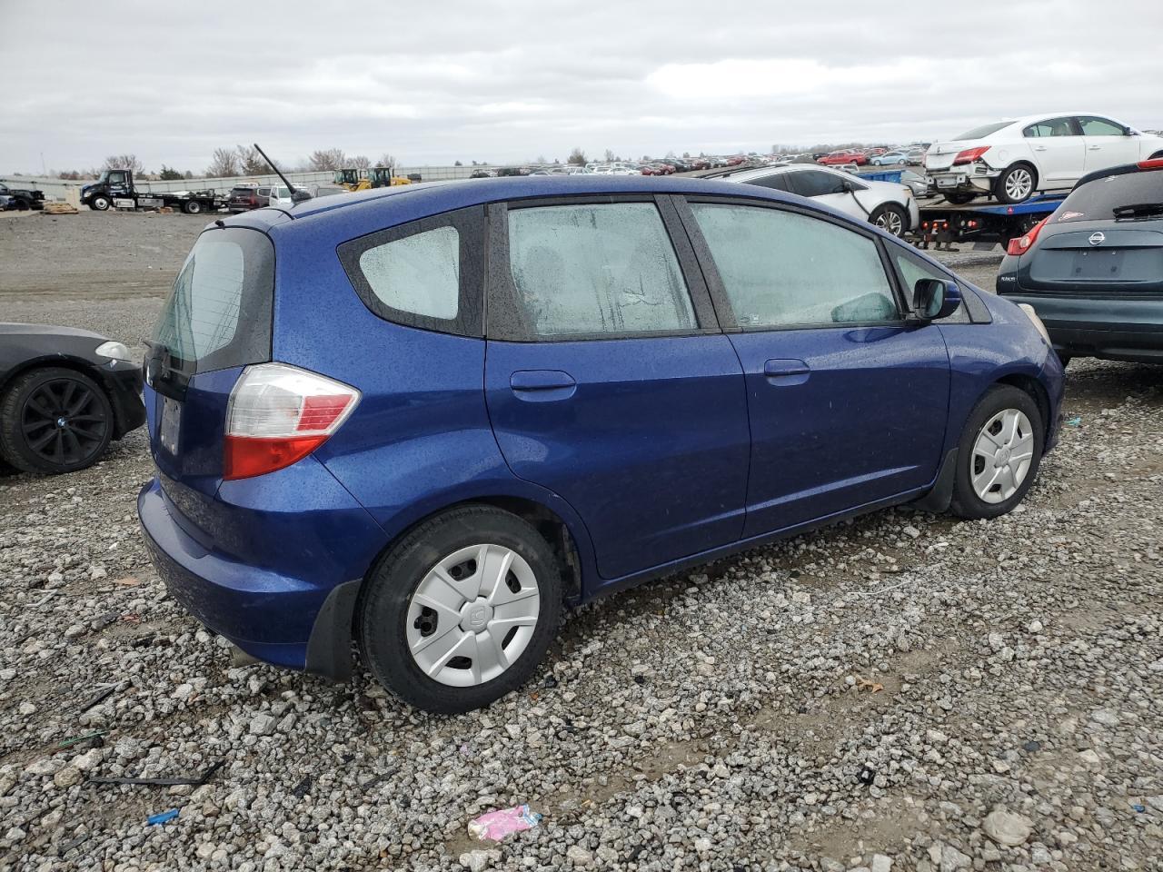 2013 HONDA FIT - Image 3