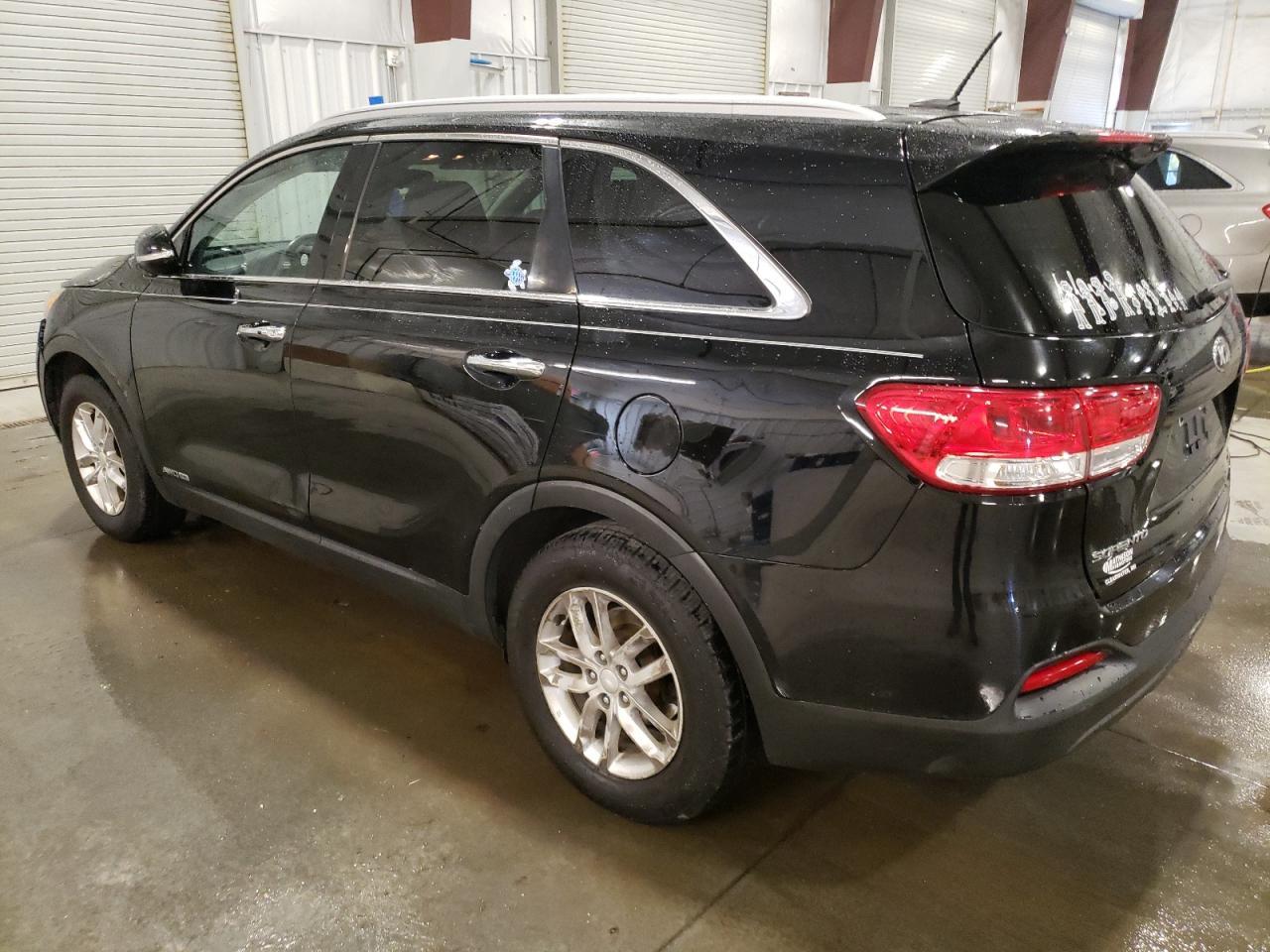 2017 KIA SORENTO LX - Фото 2