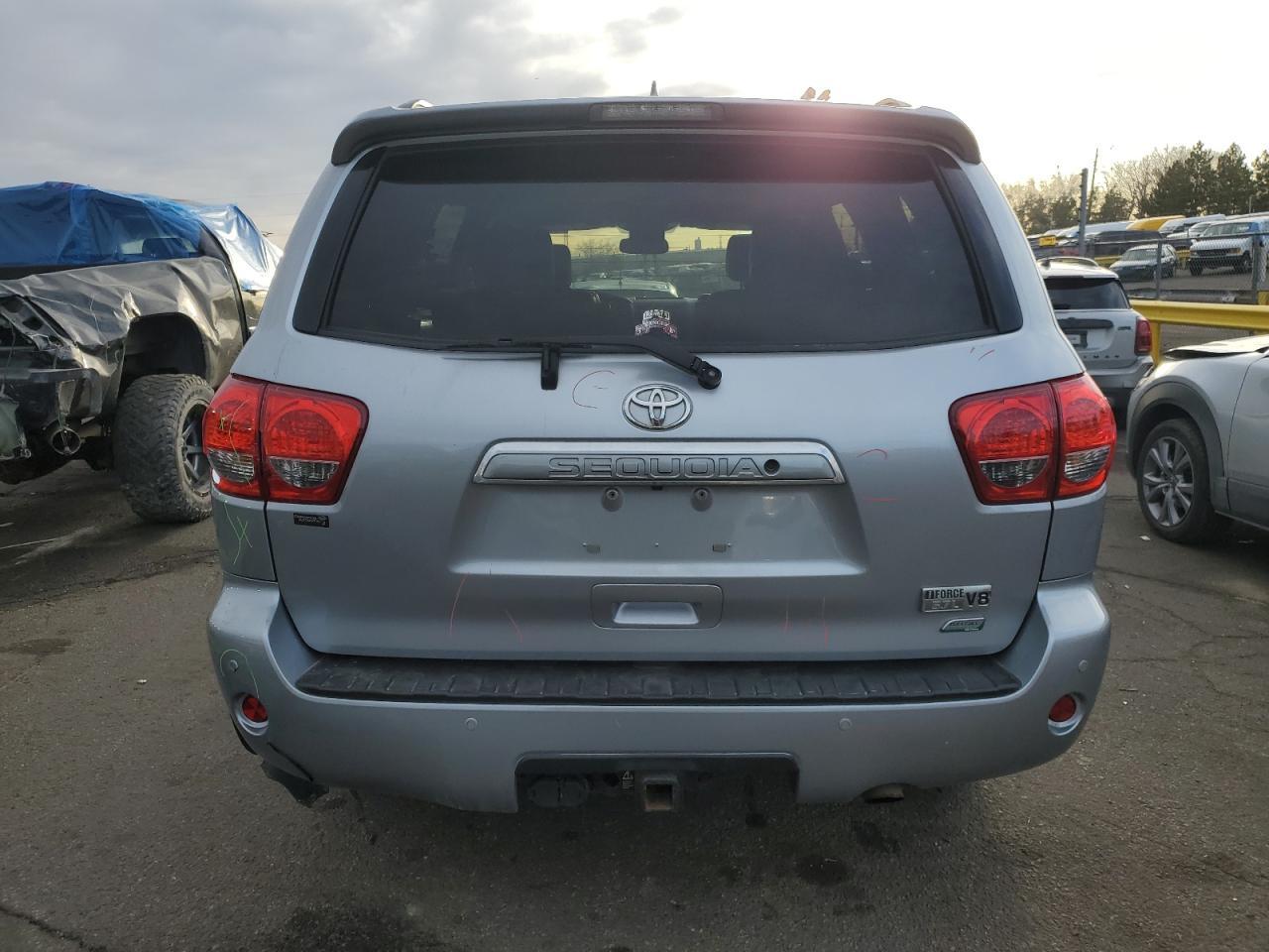 2016 TOYOTA SEQUOIA LI - Image 6