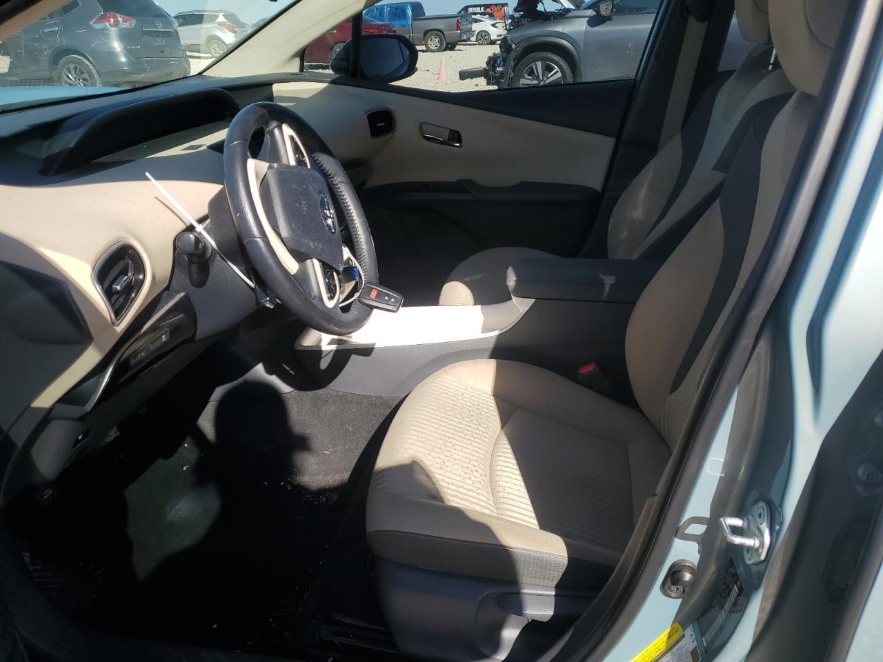 2016 TOYOTA PRIUS - Фото 7