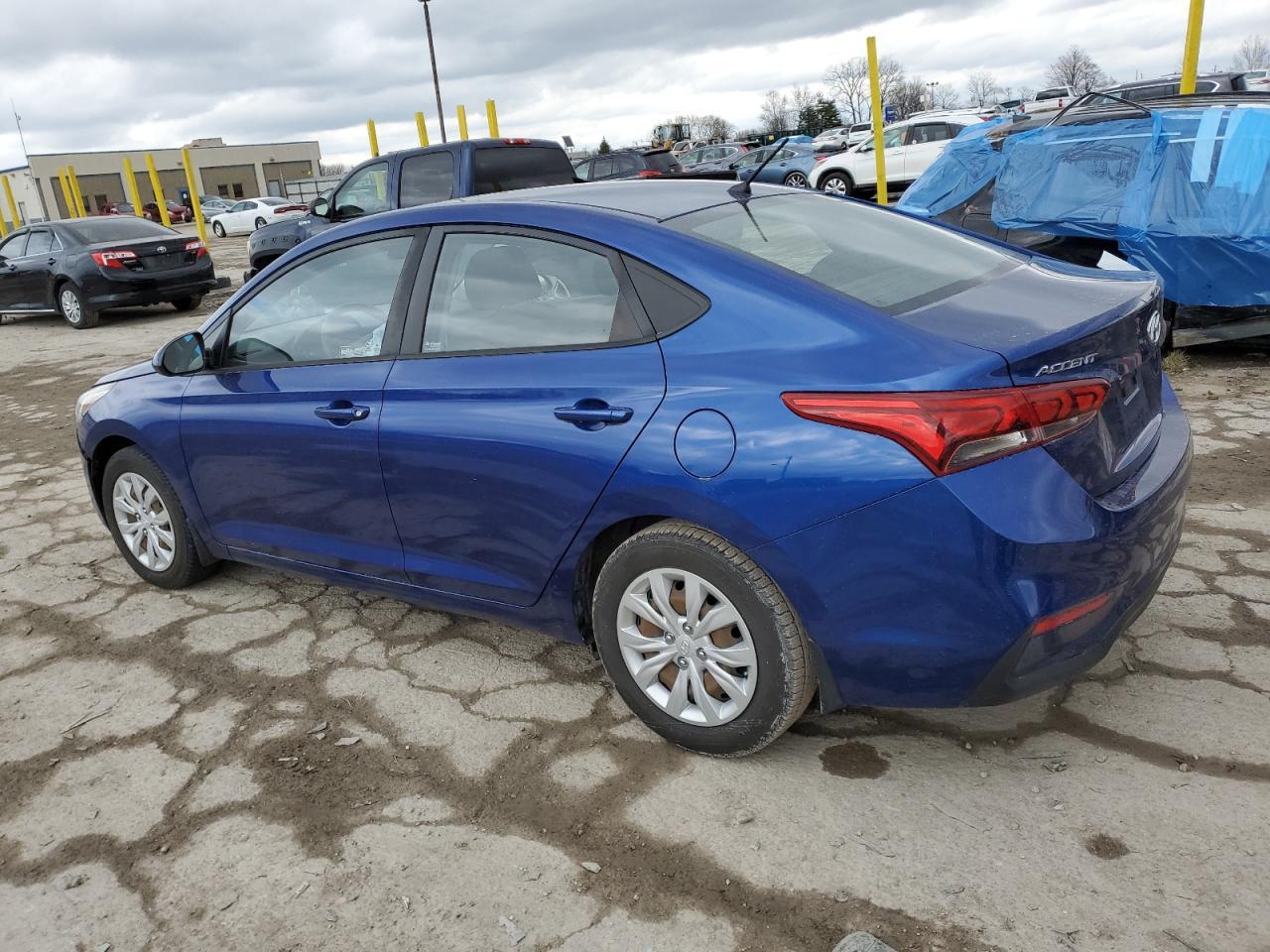 2019 HYUNDAI ACCENT SE - Image 2