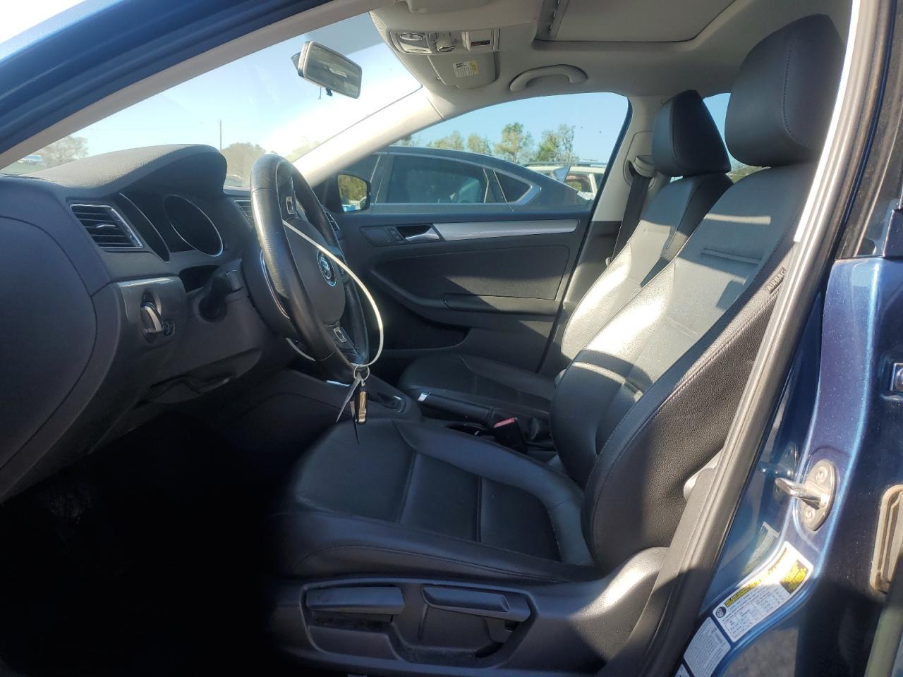 2017 VOLKSWAGEN JETTA SE - Image 7