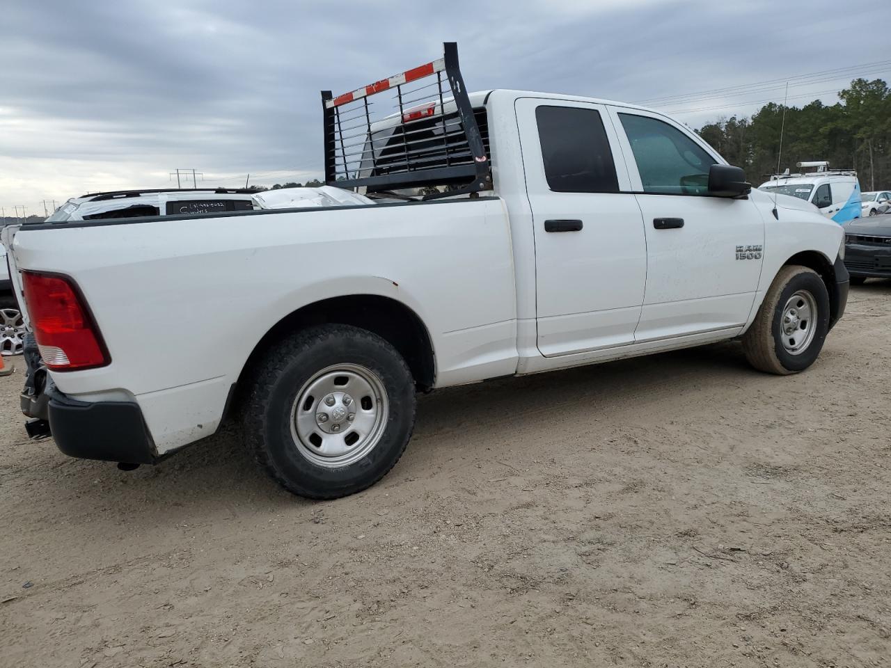 2018 RAM 1500 ST - Фото 3