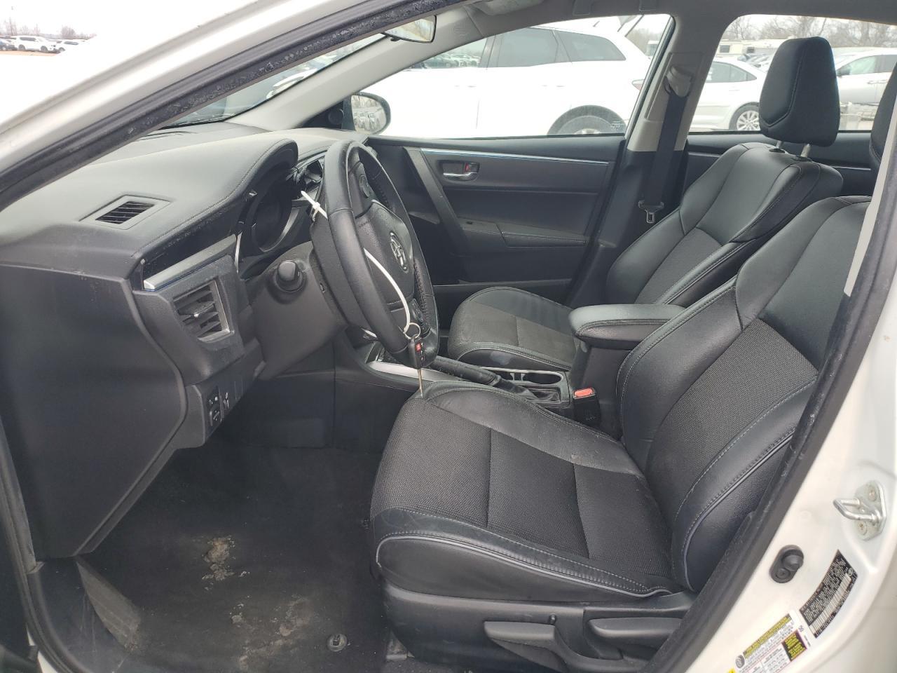 2015 TOYOTA COROLLA L - Фото 7