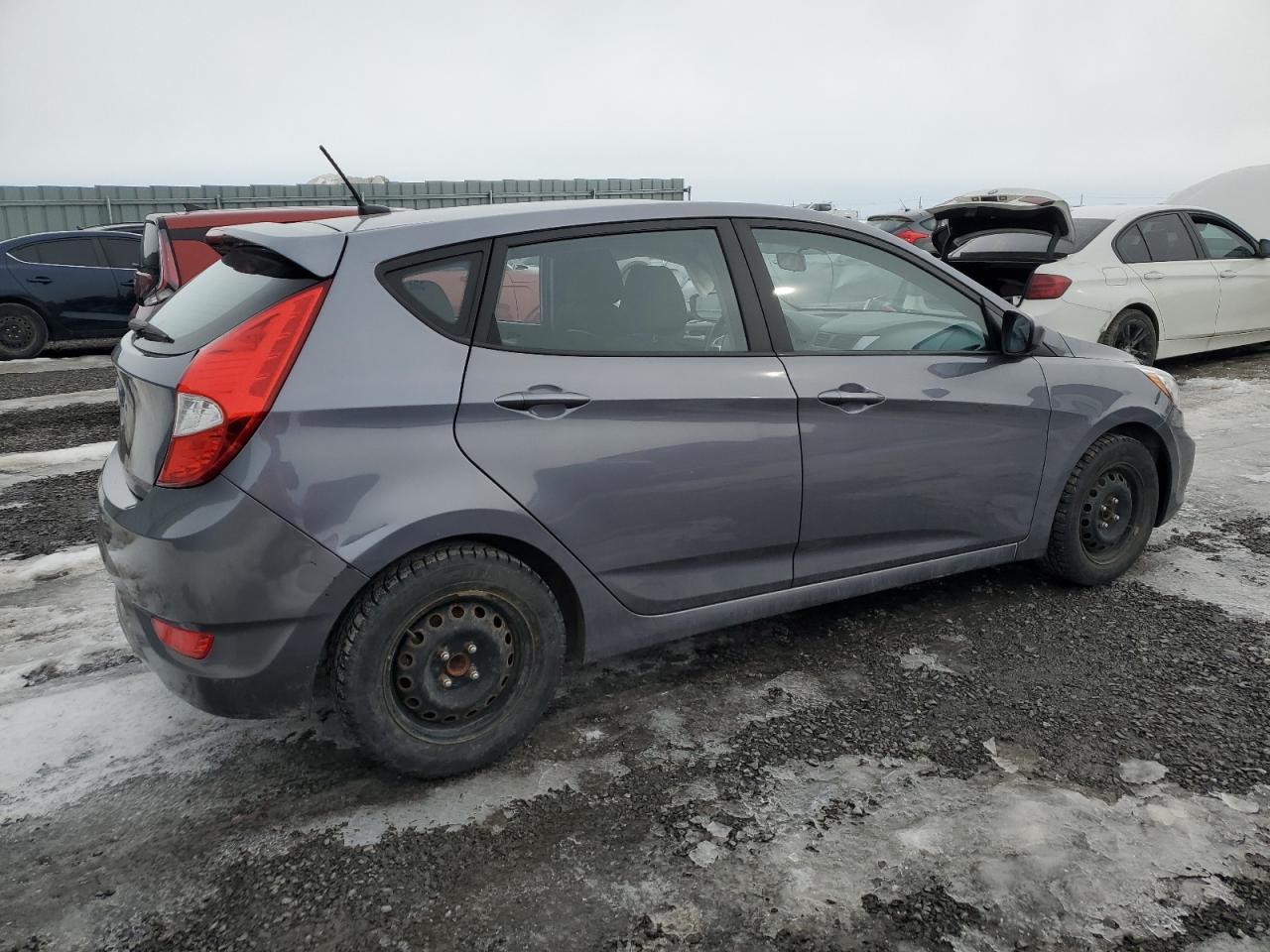 2016 HYUNDAI ACCENT SE - Фото 3