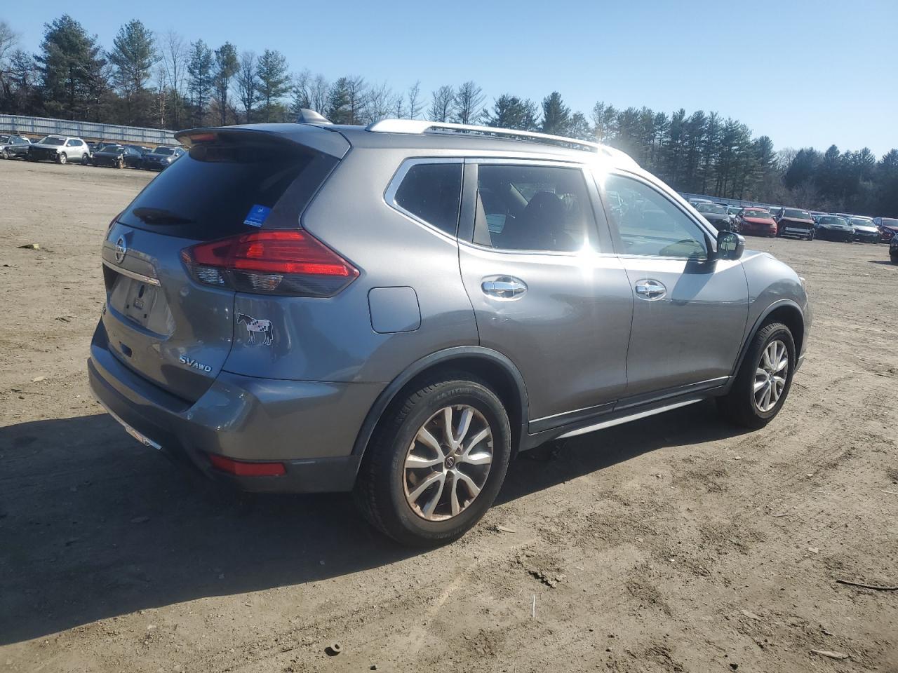 2017 NISSAN ROGUE S - Фото 3