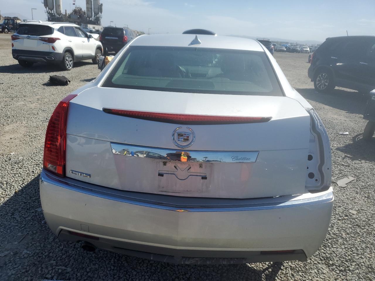 2011 CADILLAC CTS - Image 6
