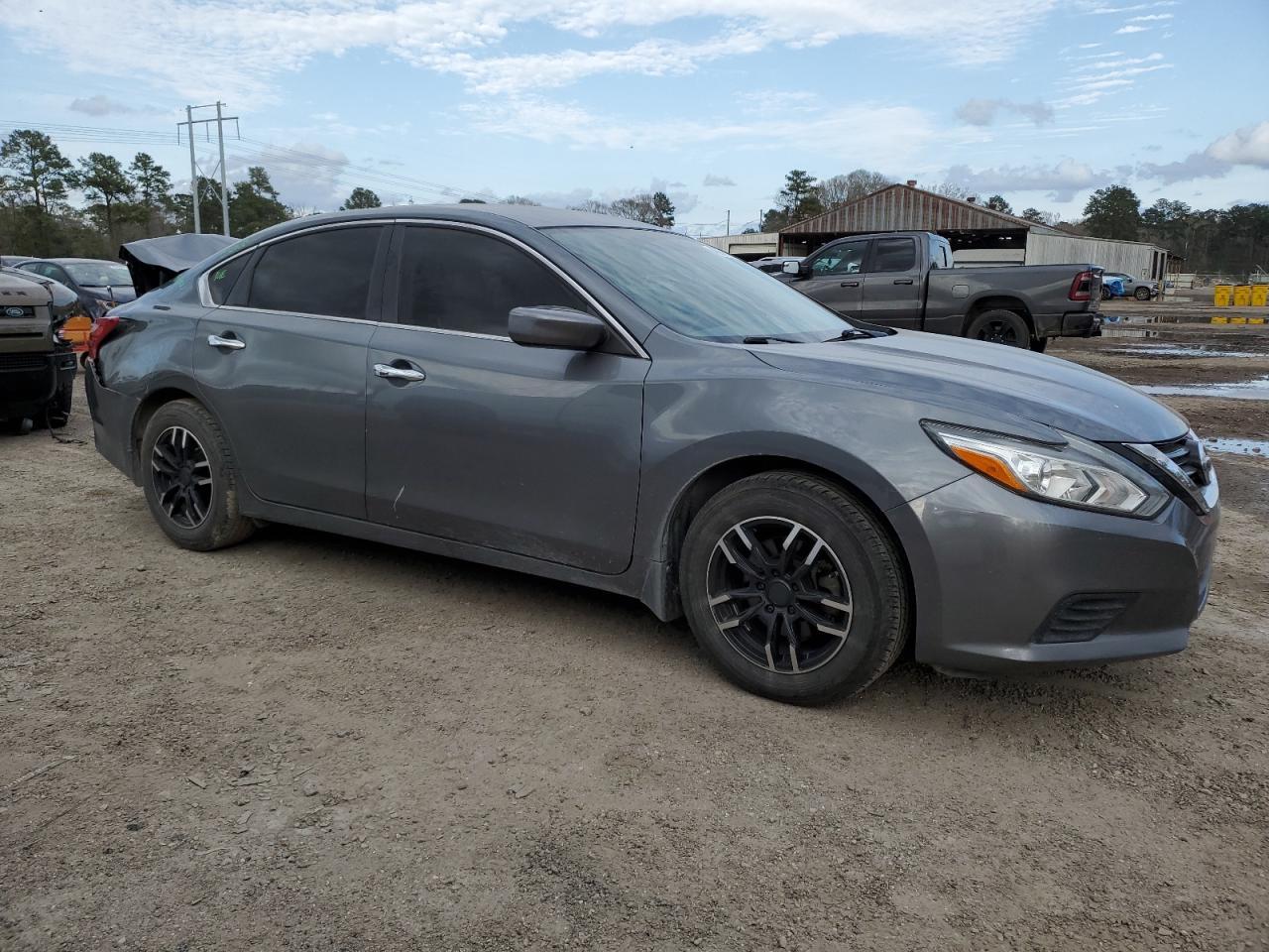 2017 NISSAN ALTIMA 2.5 - Фото 4