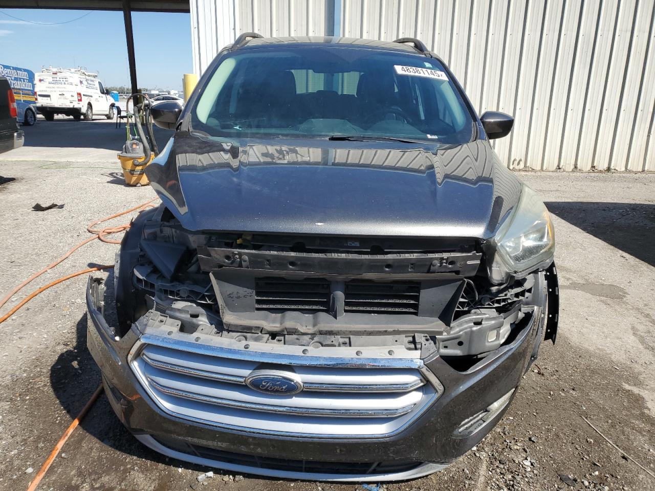 2017 FORD ESCAPE SE - Image 5