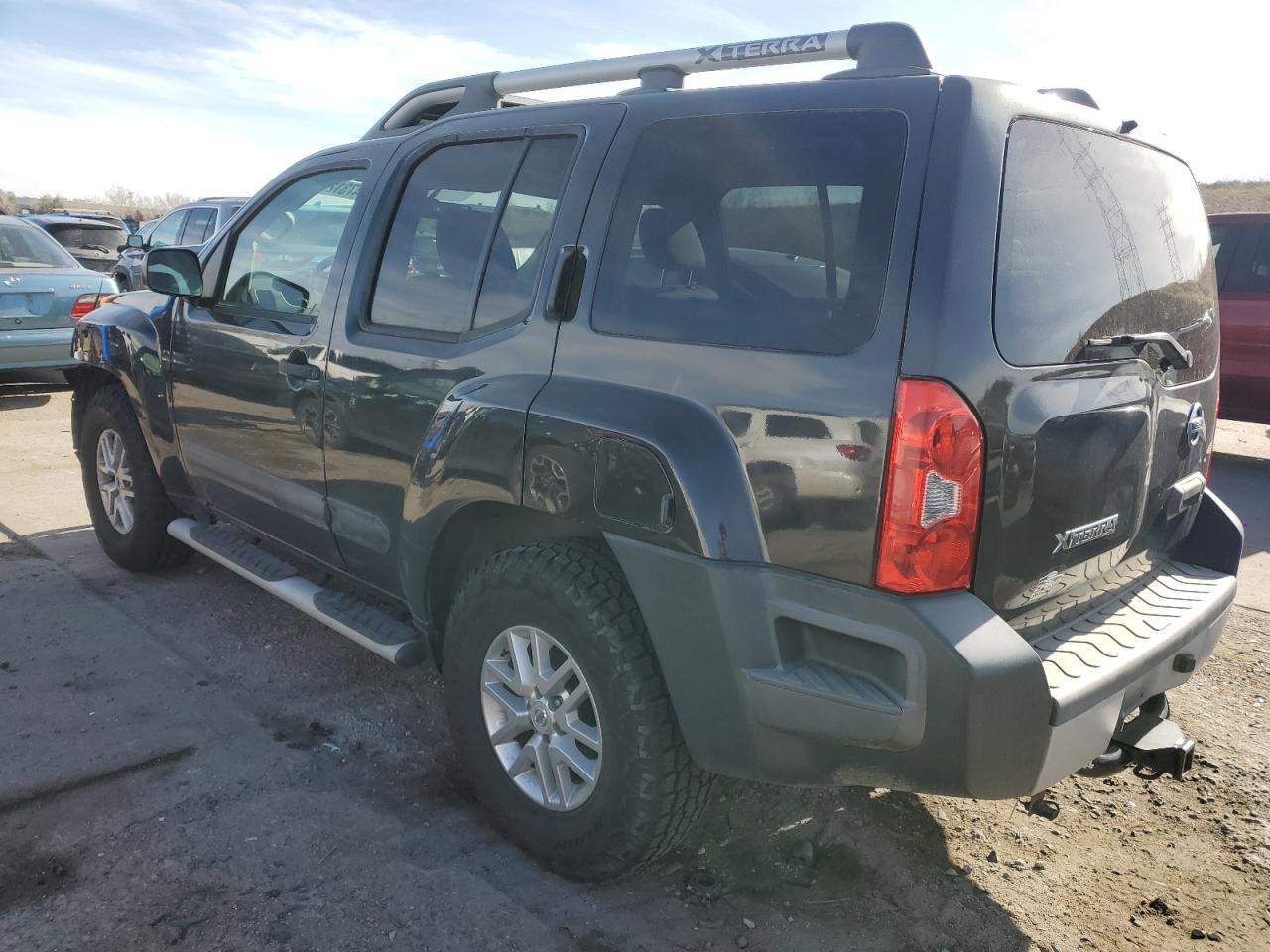 2015 NISSAN XTERRA X - Image 2