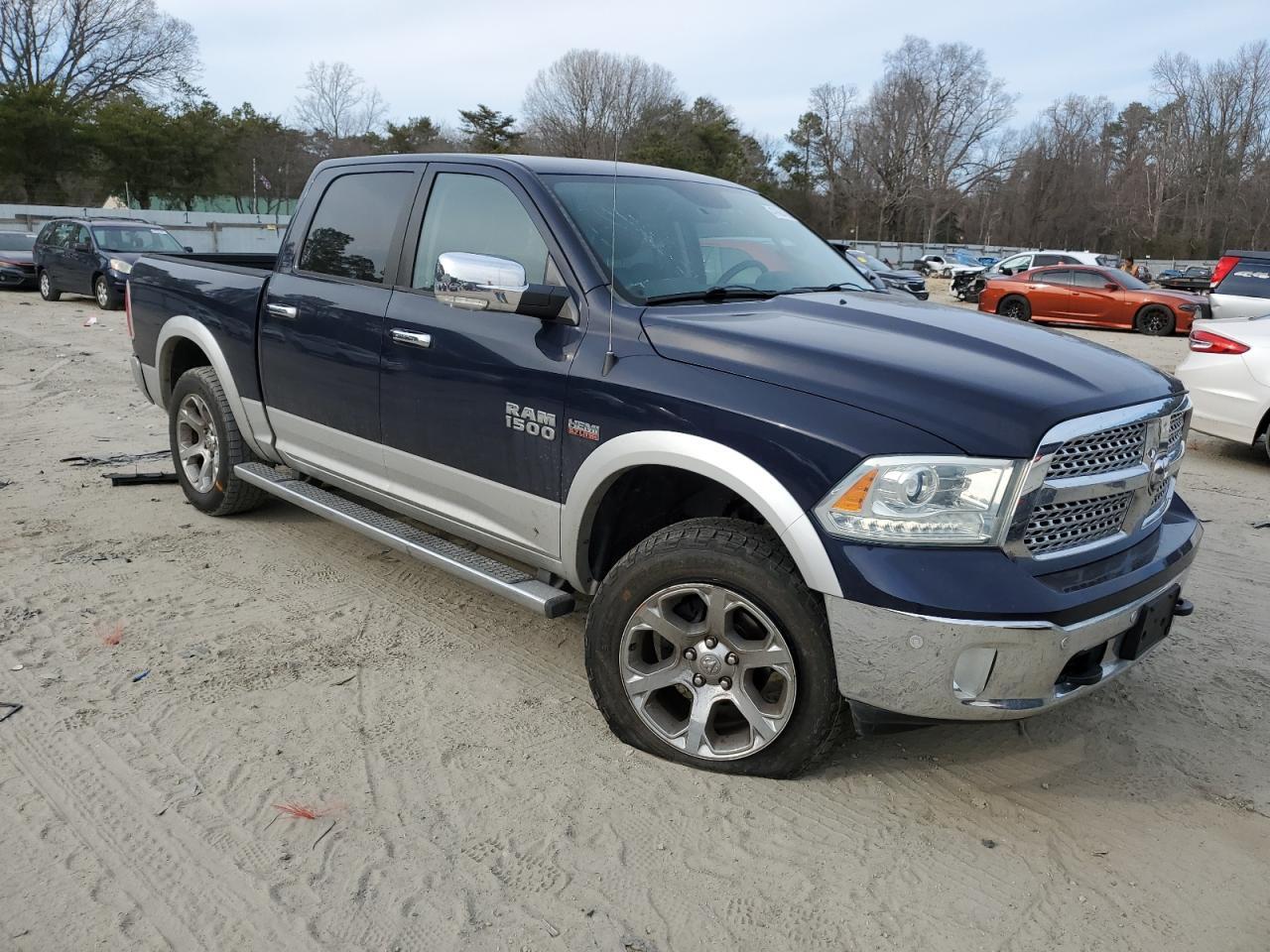 2014 RAM 1500 LARAM - Фото 4