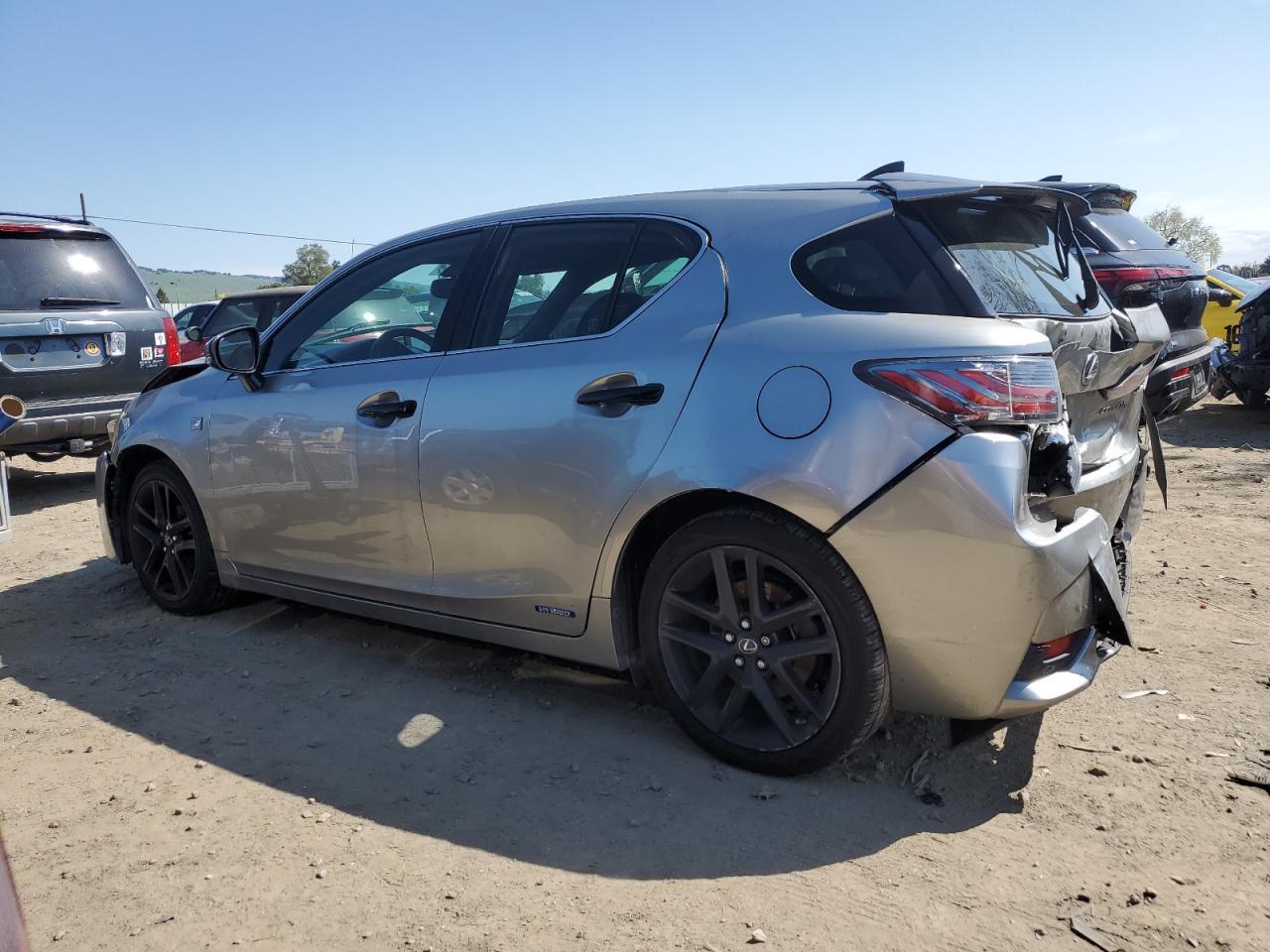 2016 LEXUS CT 200 - Image 2