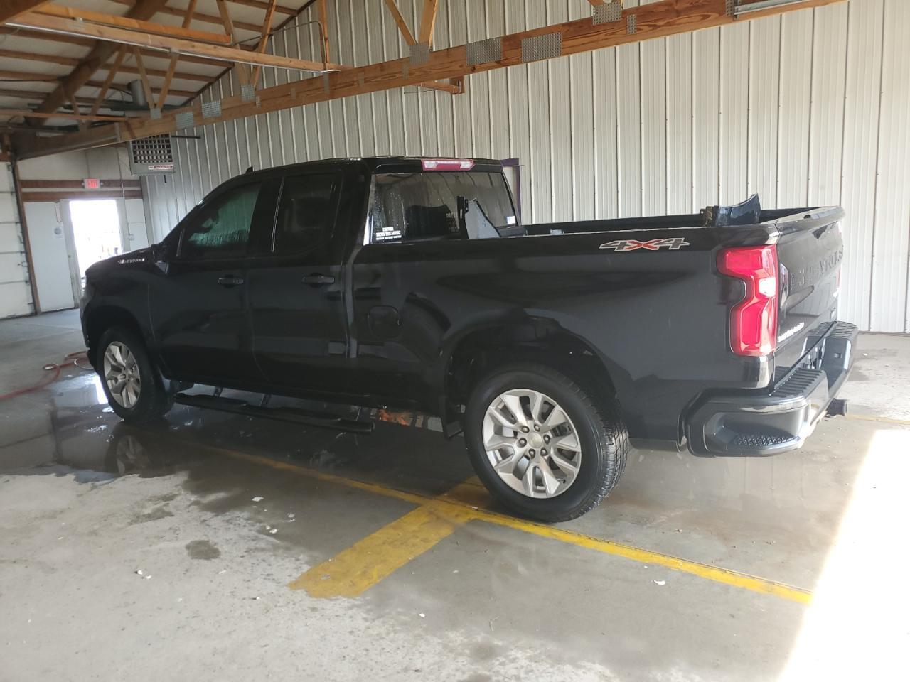 2020 CHEVROLET SILVERADO - Image 2