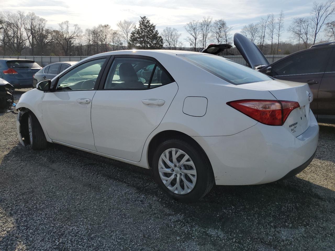 2018 TOYOTA COROLLA L - Image 2