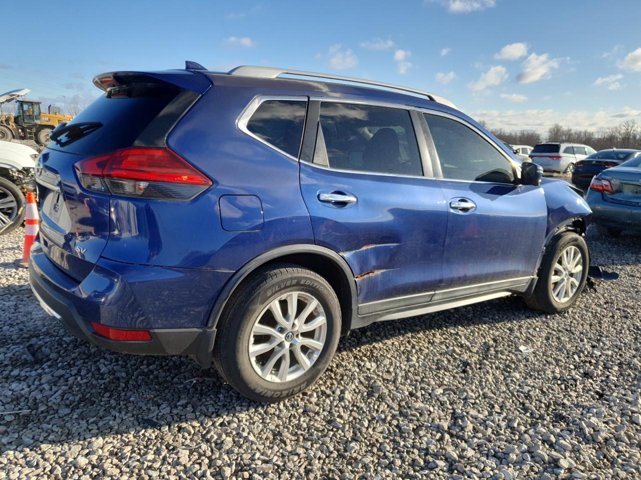 2017 NISSAN ROGUE S - Image 3