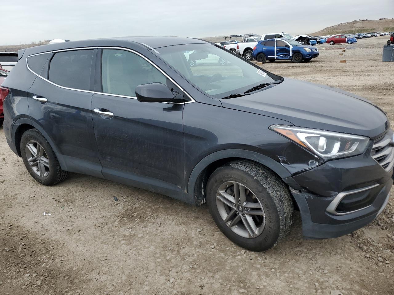 2017 HYUNDAI SANTA FE S - Image 4