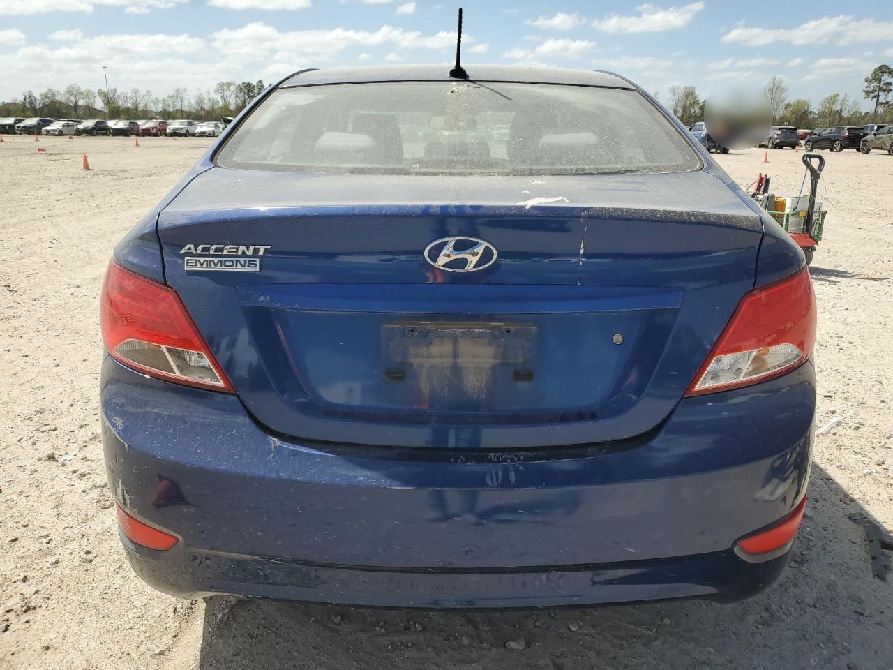 2016 HYUNDAI ACCENT SE - Фото 6