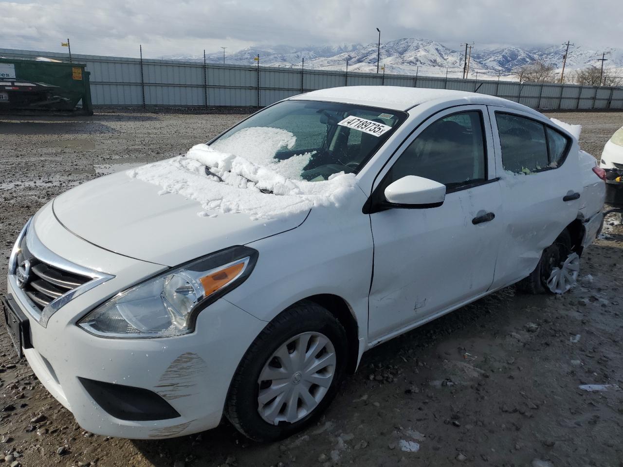 2017 NISSAN VERSA S