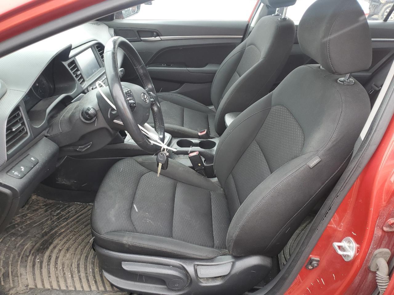 2019 HYUNDAI ELANTRA SE - Фото 7