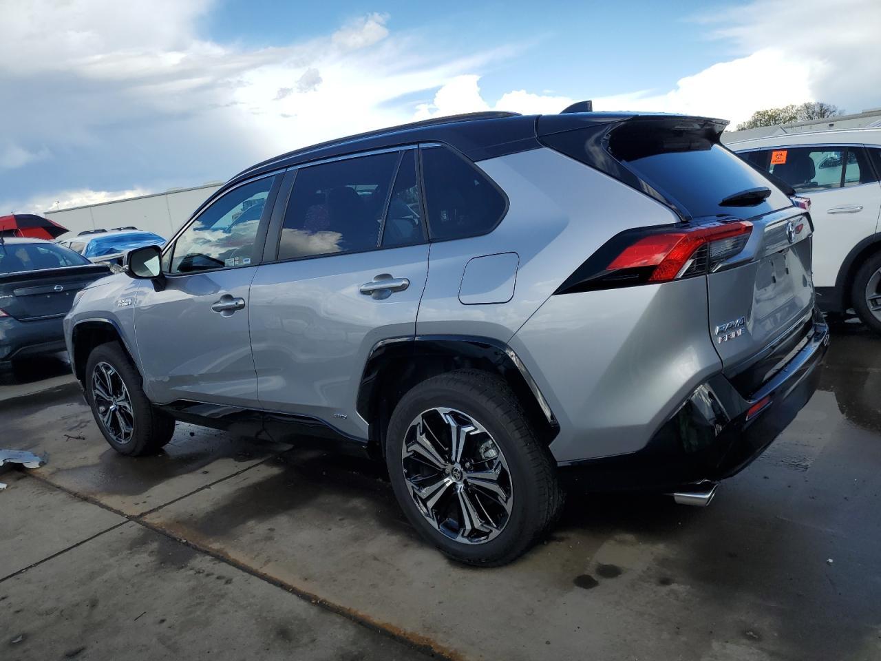 2023 TOYOTA RAV4 PRIME - Фото 2