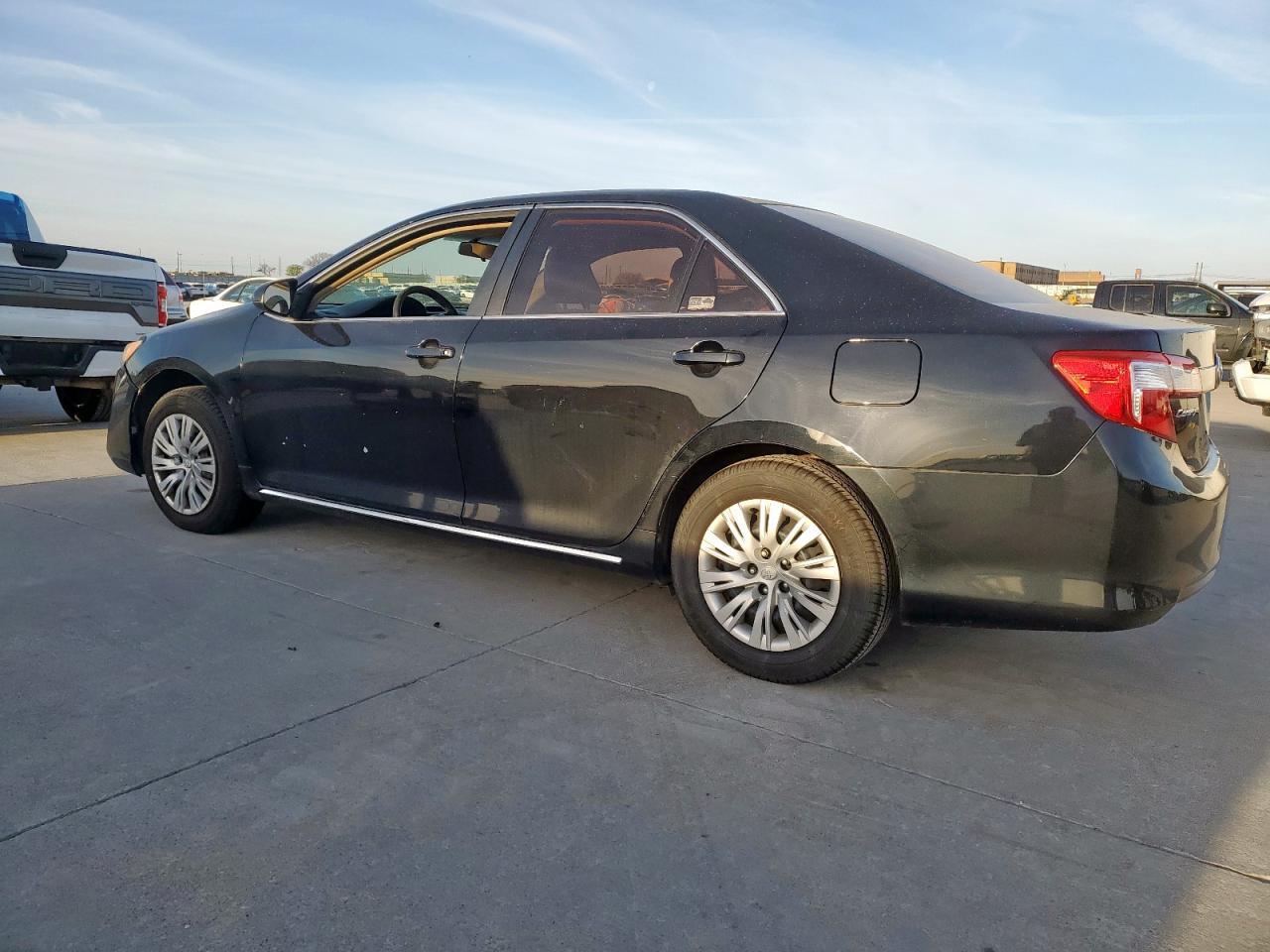 2012 TOYOTA CAMRY BASE - Image 2