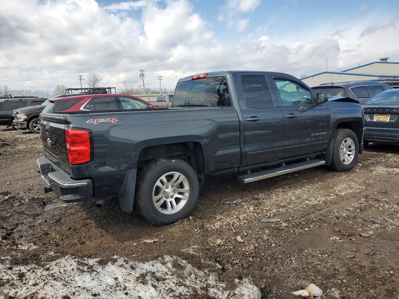 2017 CHEVROLET SILVERADO - Фото 3