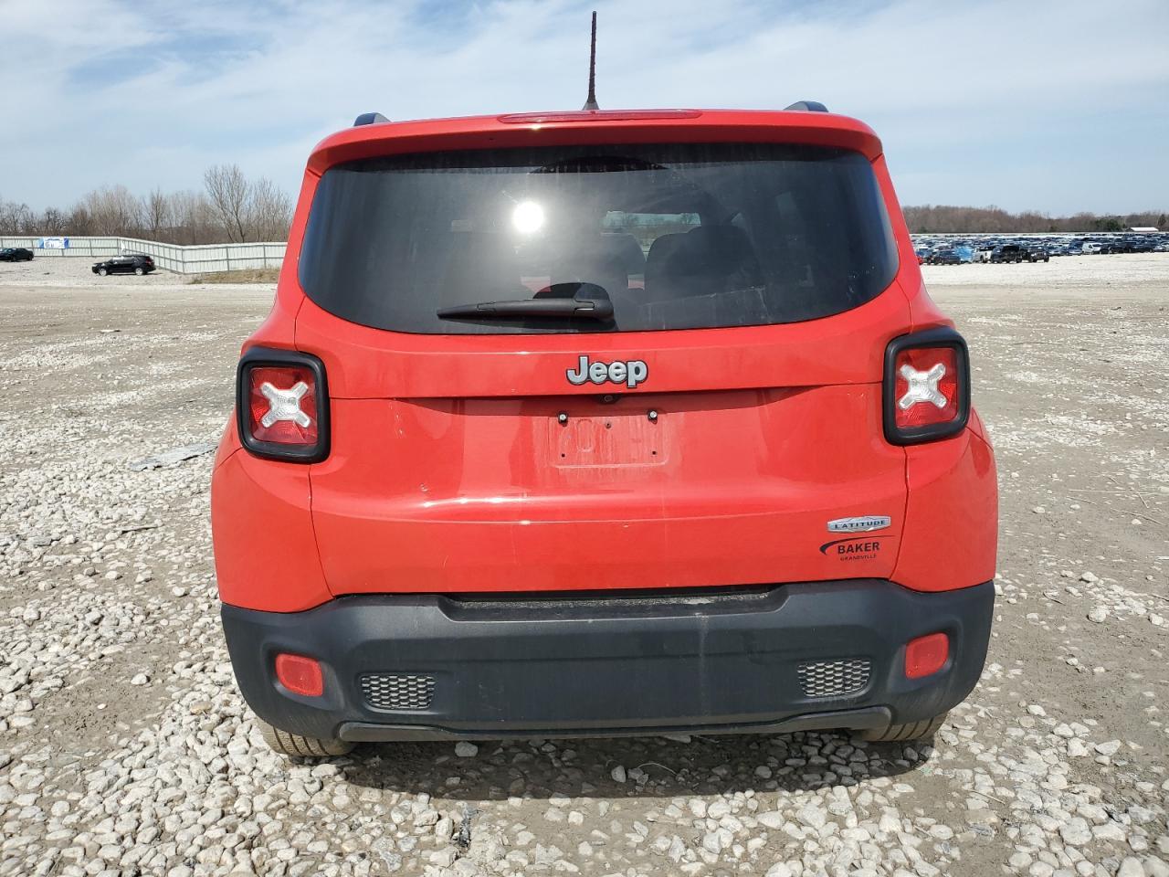 2017 JEEP RENEGADE L - Image 6
