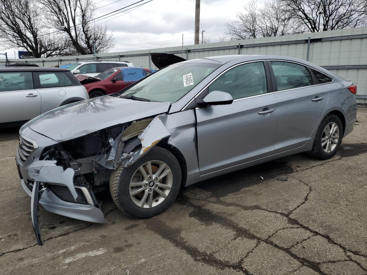 2017 HYUNDAI SONATA SE