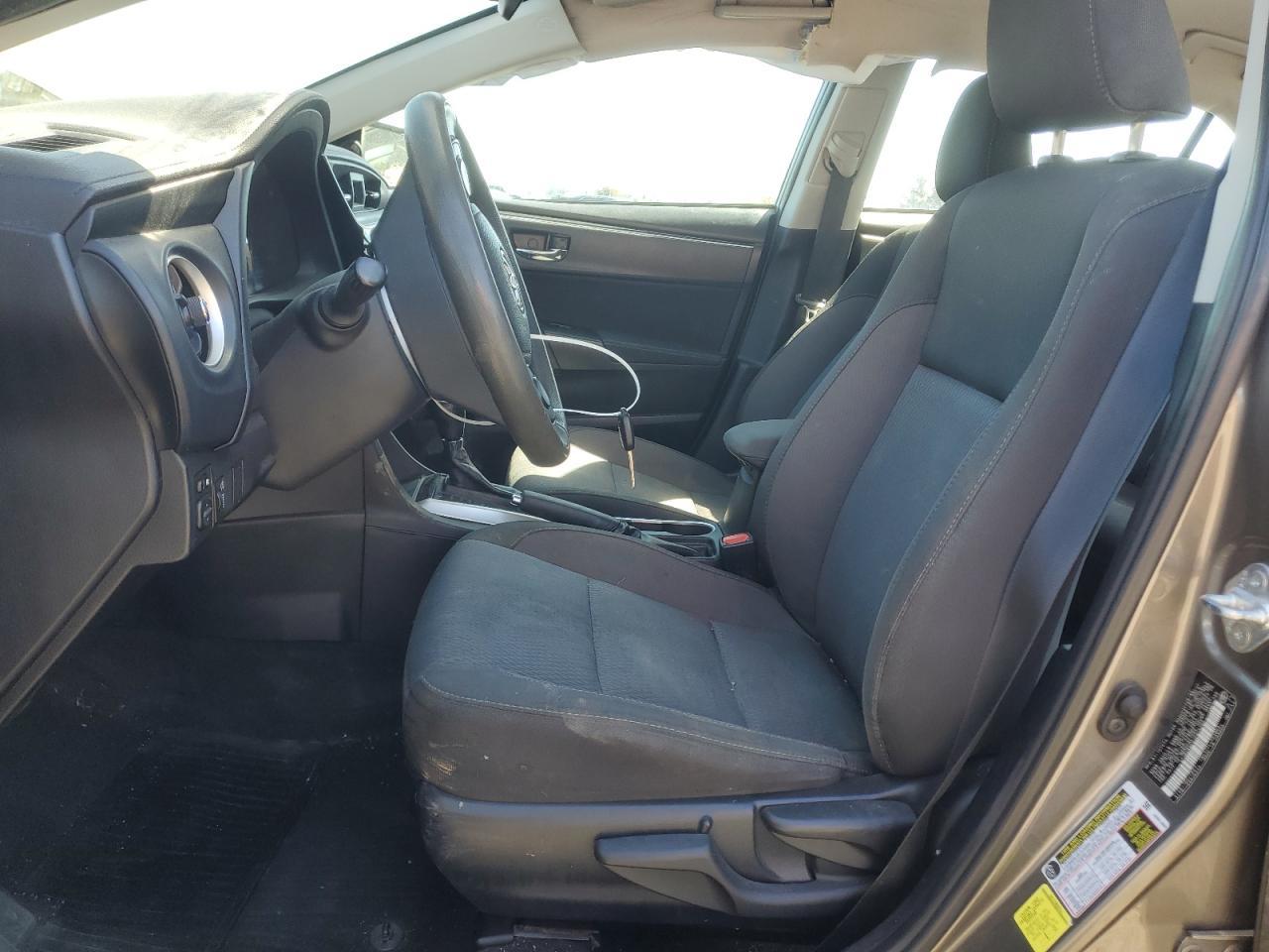 2018 TOYOTA COROLLA L - Image 7