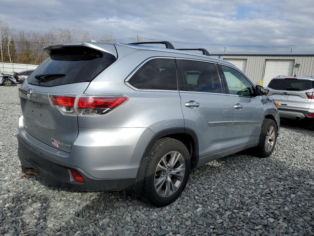 2014 TOYOTA HIGHLANDER - Фото 3