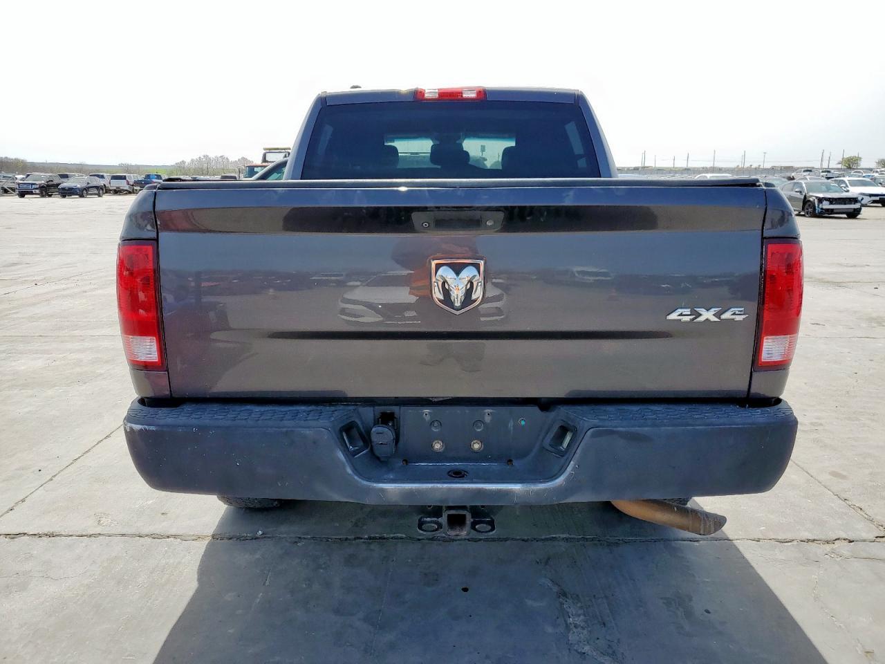 2015 RAM 1500 ST - Image 6