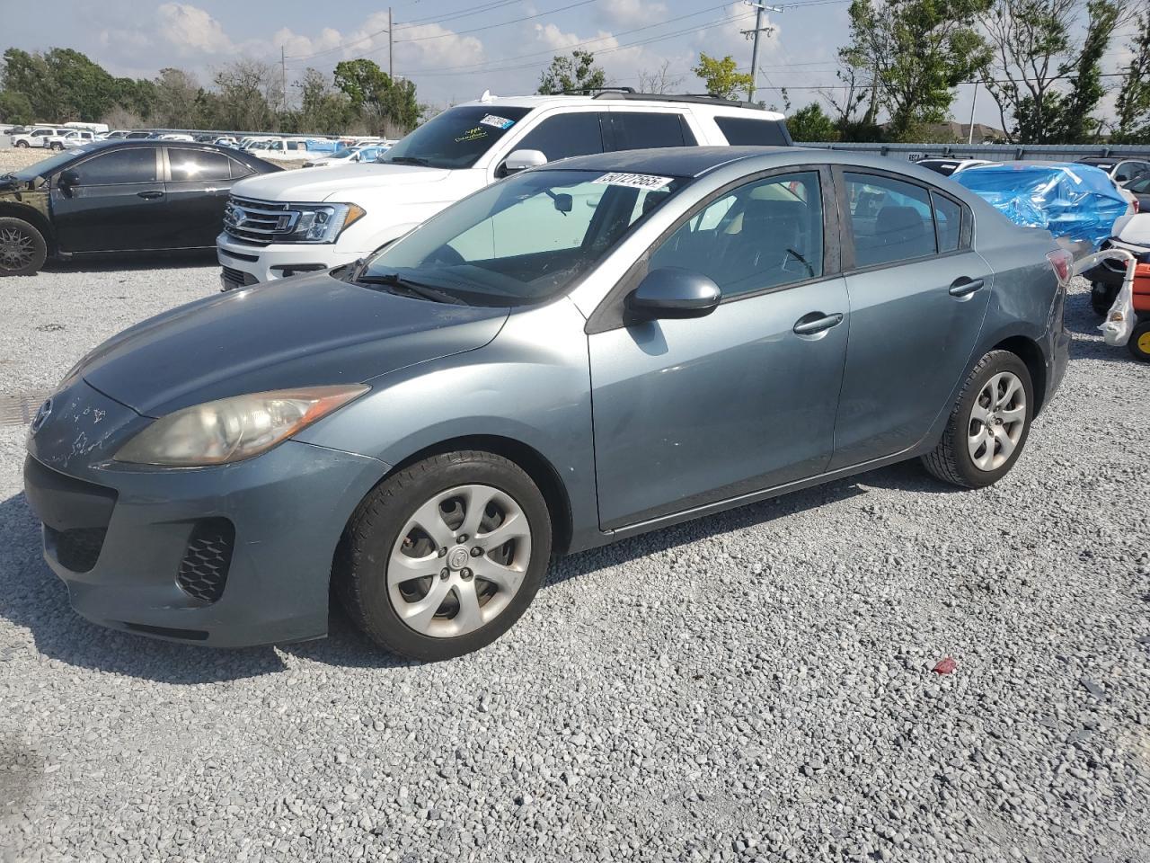 2013 MAZDA 3 I