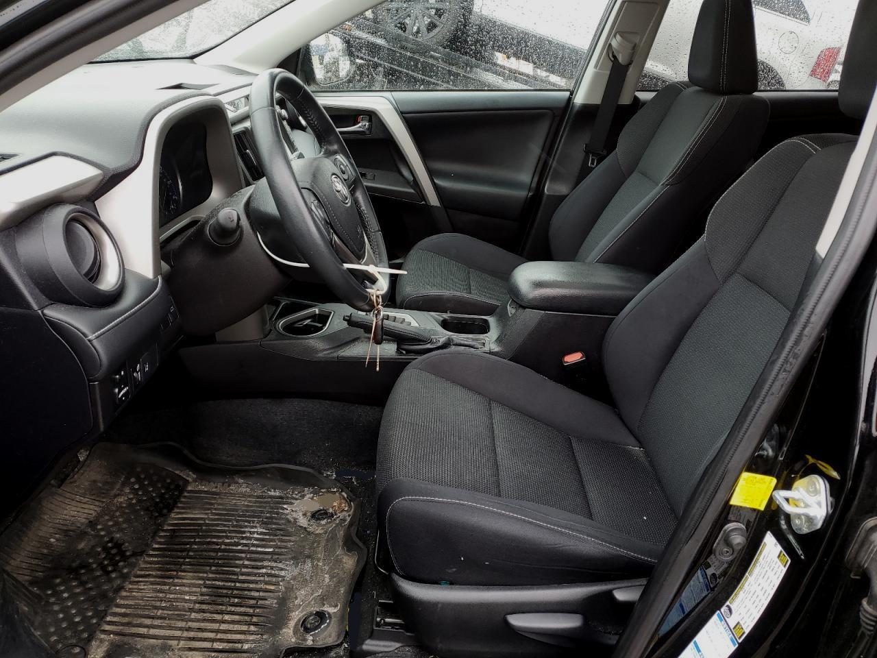 2017 TOYOTA RAV4 XLE - Фото 7