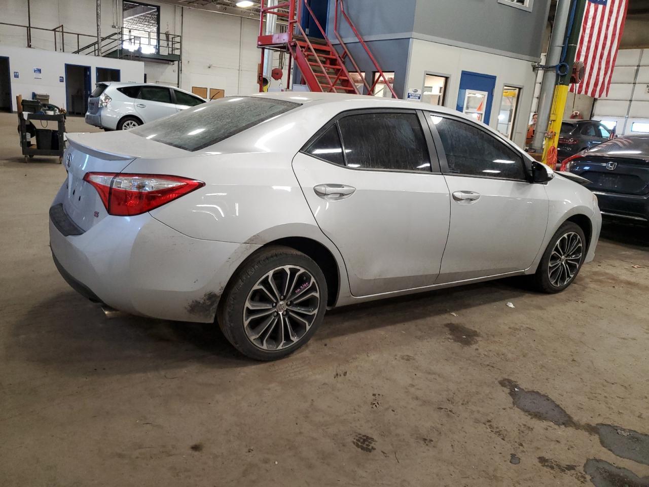 2014 TOYOTA COROLLA L - Фото 3