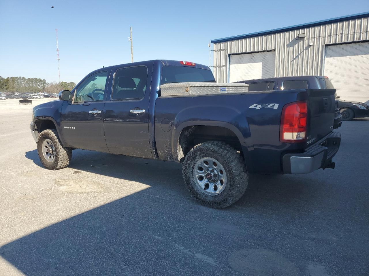2011 GMC SIERRA K15 - Фото 2