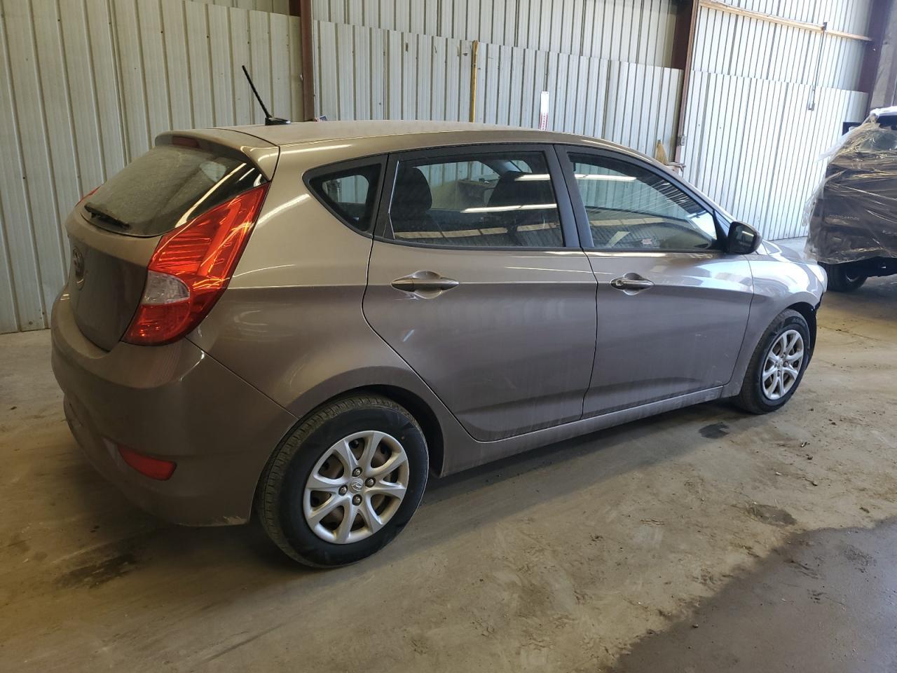 2012 HYUNDAI ACCENT GLS - Image 3