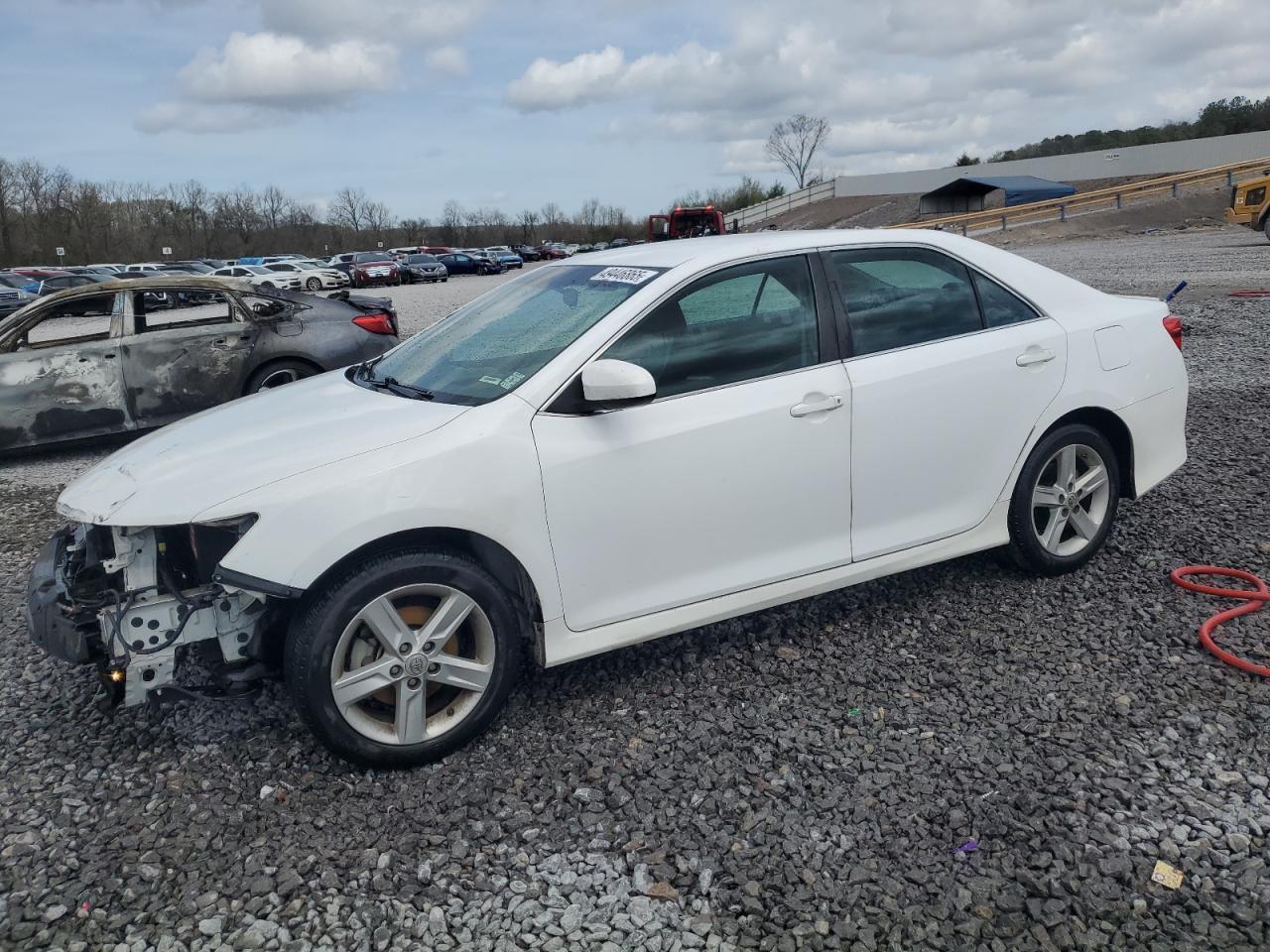 2013 TOYOTA CAMRY L