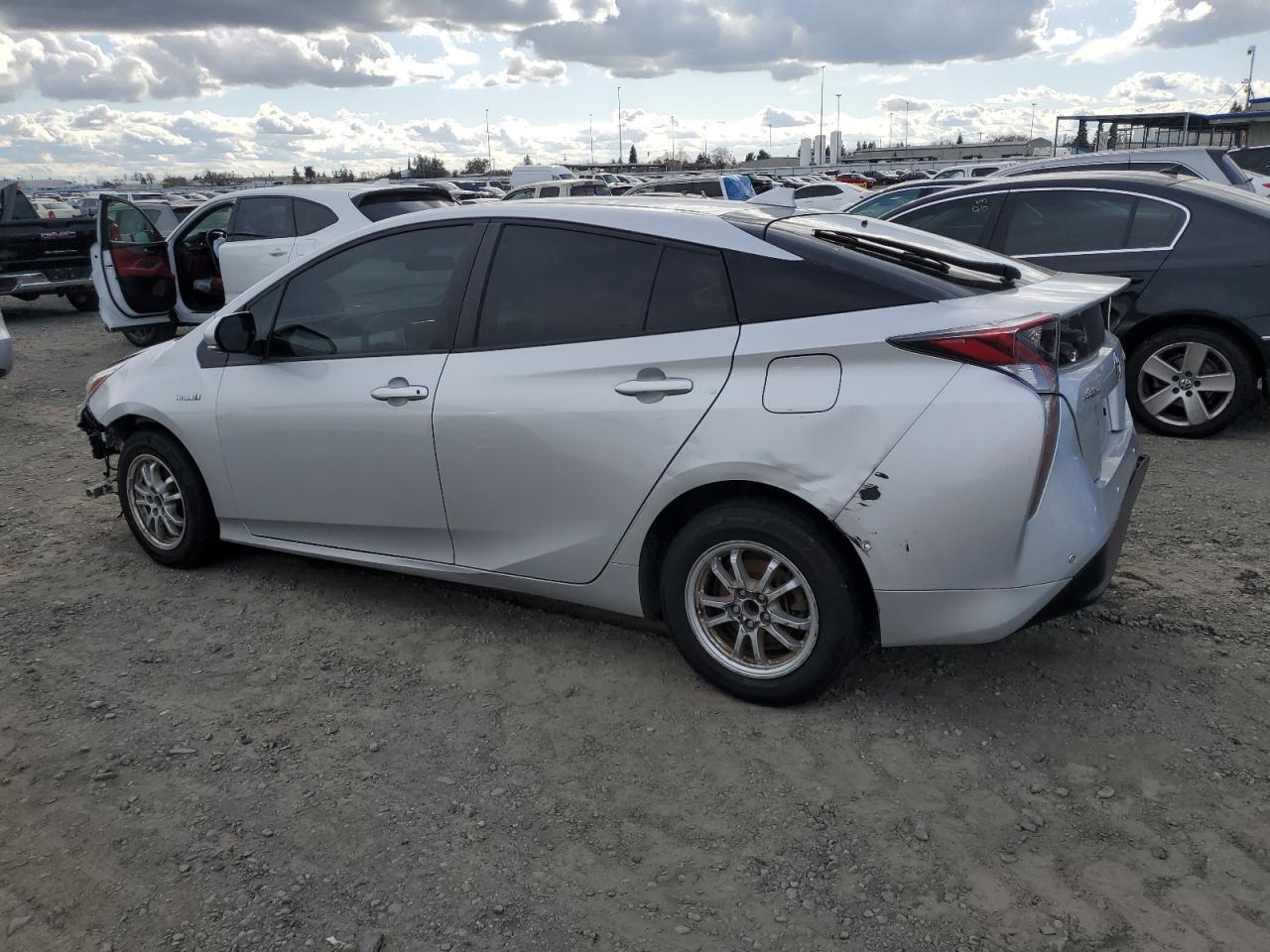 2018 TOYOTA PRIUS - Image 2