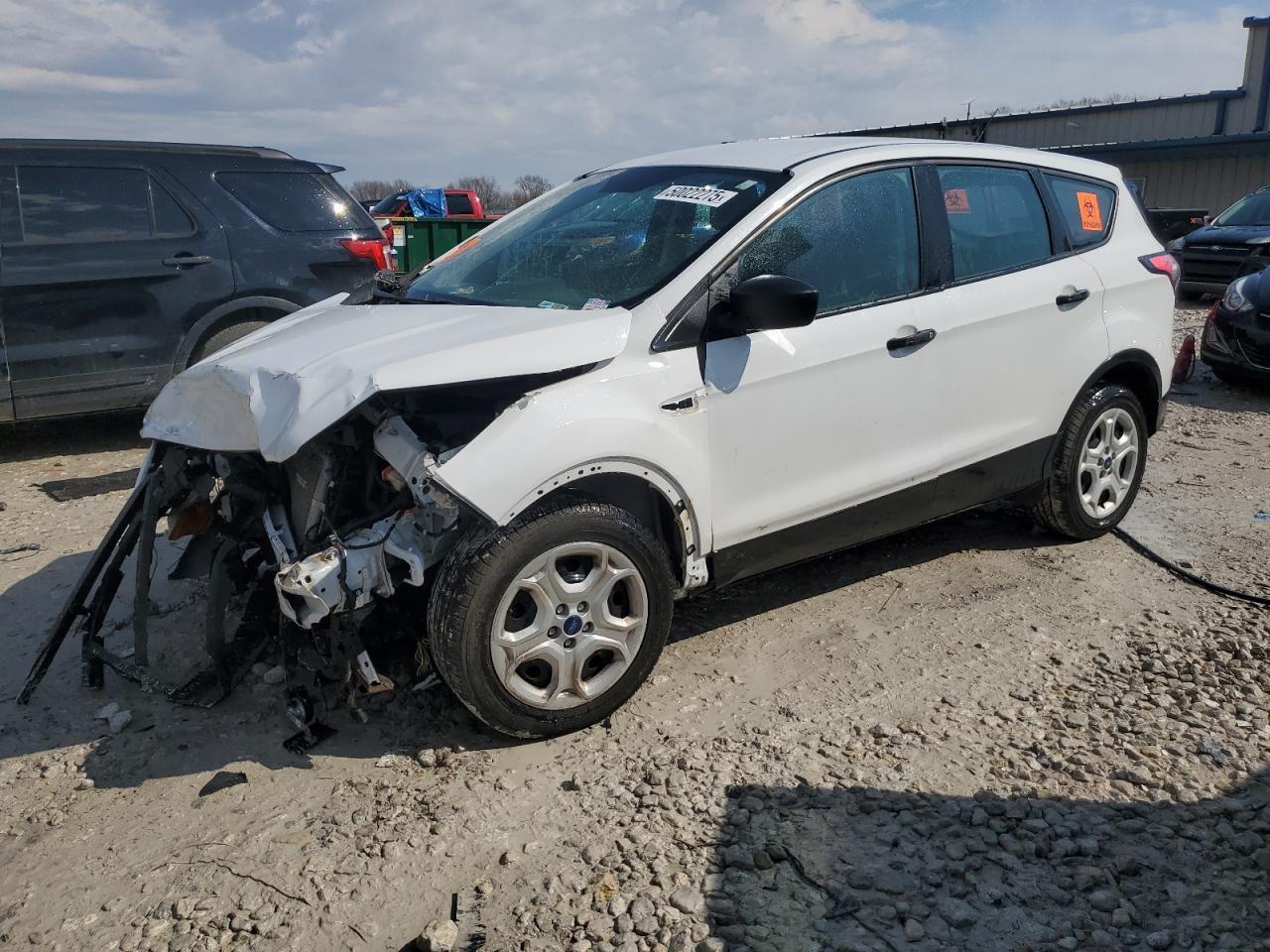 2017 FORD ESCAPE S
