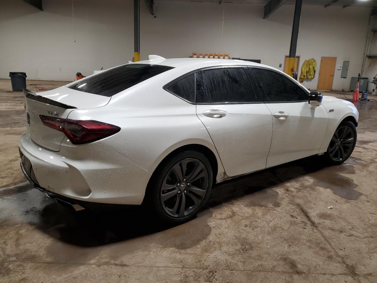 2021 ACURA TLX TECH A - Фото 3